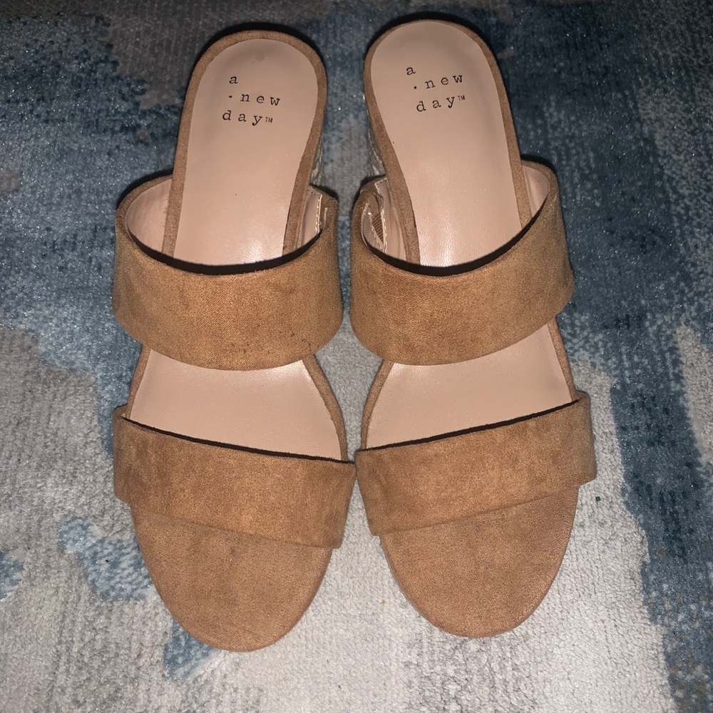 Brand New Heels *NEVER WORN*